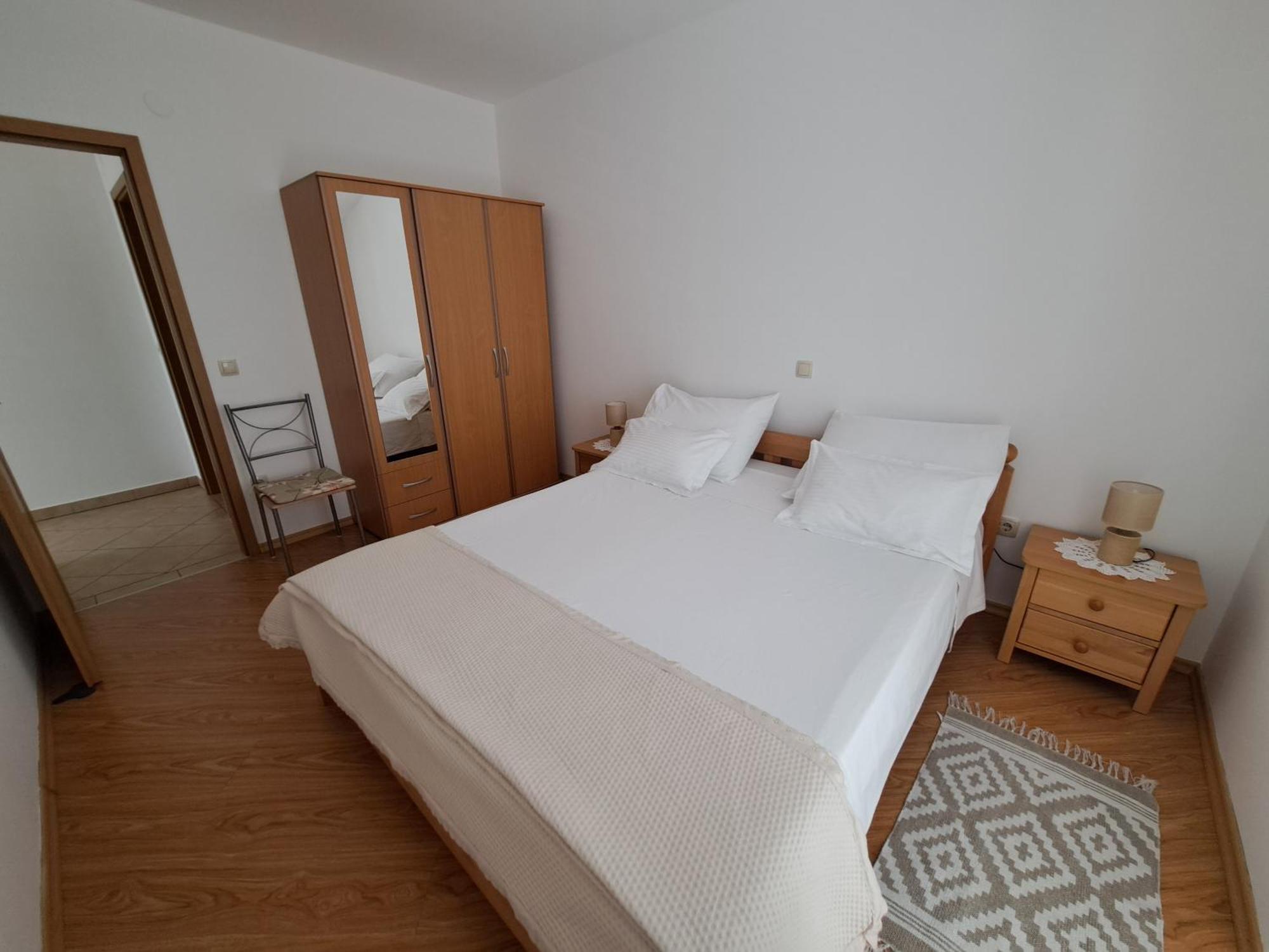 Apartment Petra Raslina エクステリア 写真